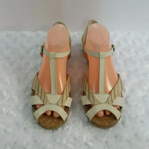 Skechers Womens 10 Sandals T-Strap Beige Striped Strappy Cork Footbed Comfort - Picture 3 of 10